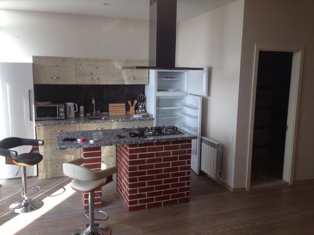 באטומי Apartment On Takaishvili מראה חיצוני תמונה